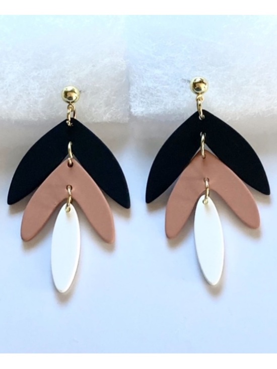 Jewelry - Black Brown & White Neutral Chevron Gold Toned Stud Earrings